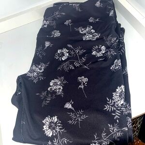 TEMA Athletics black floral cropped leggings size 2X